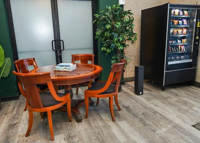 Spacious And Luxurious 3br Near Mccormick Place And Soldier Field With Optional Parking - Sleeps 10 Apartamento Chicago