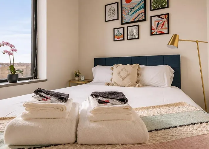 Spacious And Luxurious 3br Near Mccormick Place And Soldier Field With Optional Parking - Sleeps 10 Apartamento