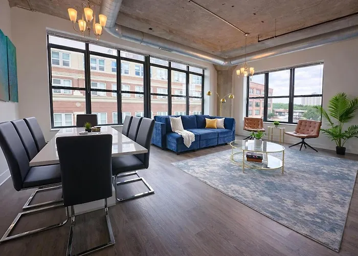Spacious And Luxurious 3br Near Mccormick Place And Soldier Field With Optional Parking - Sleeps 10 Apartamento Chicago